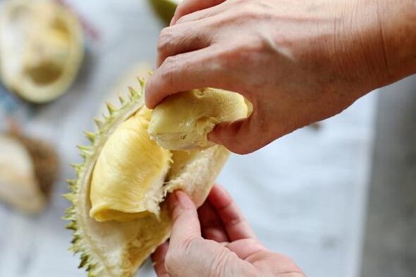 mitos-makan-durian-1_169